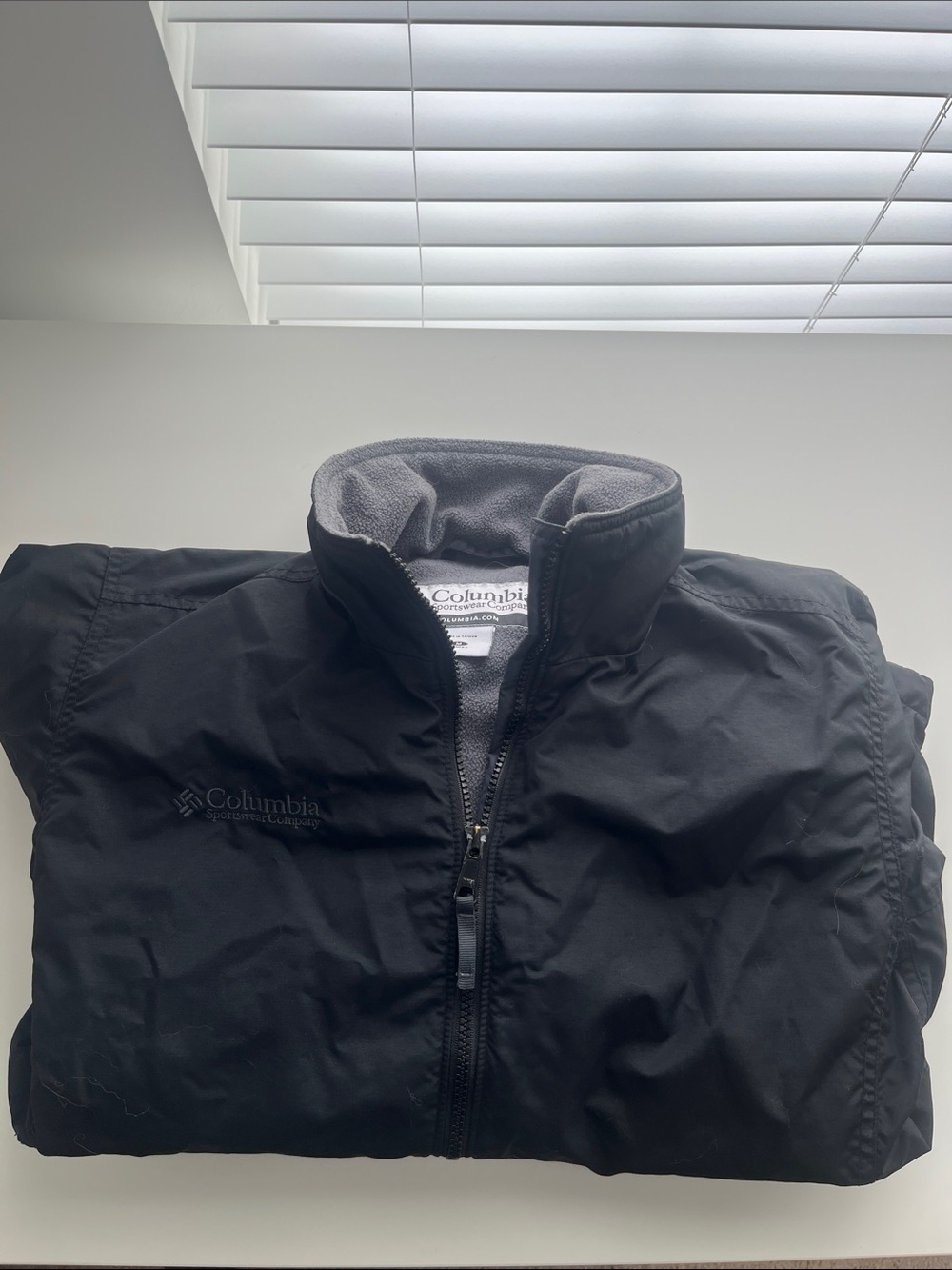 Columbia Women’s Black Jacket with Fleece Collar
